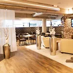 Western Hotell 4*