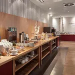 Western Hotel 4*
