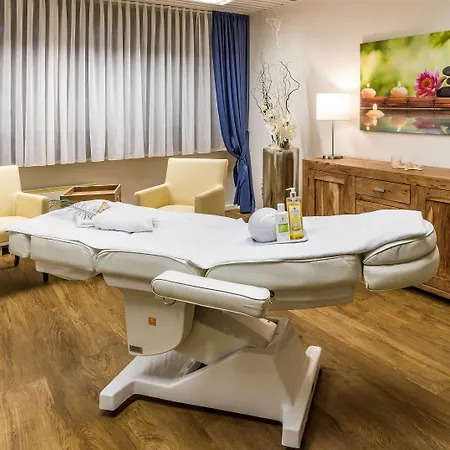 Western 4* 트리어